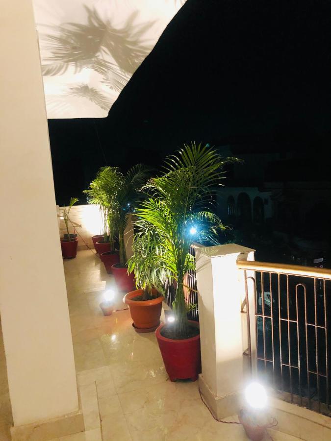 Appartamento Tattva 2 Varanasi Esterno foto